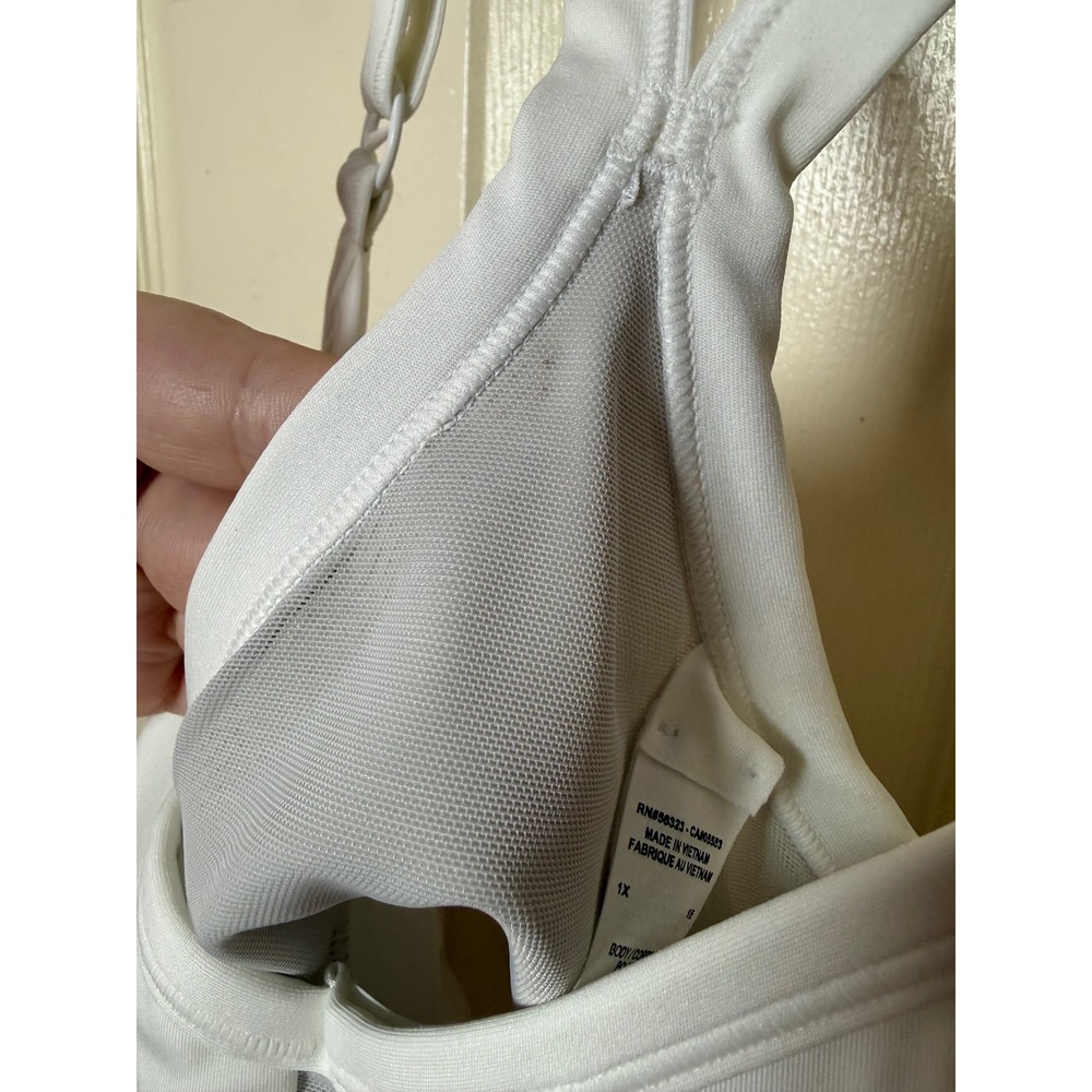 Nike Indy V-Neck Light Support Sports Bra White DN4181-100 Womens 1X - Picture 4 of 10